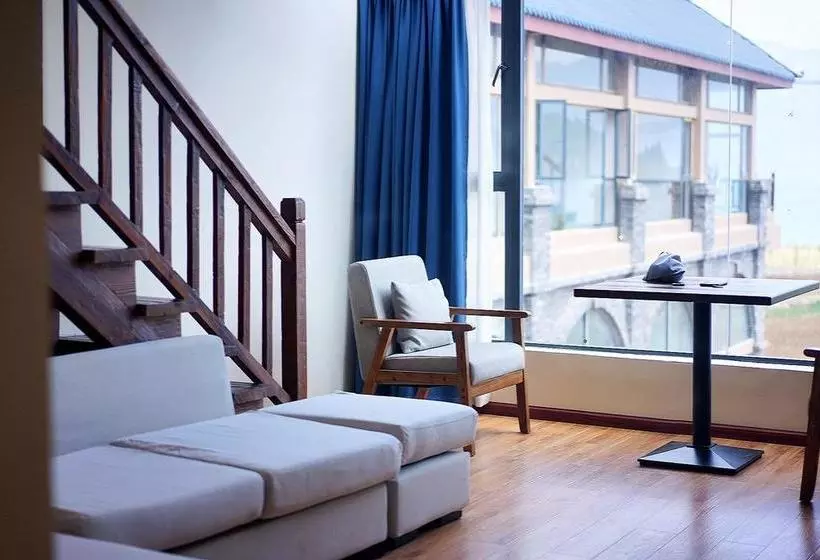 ホテル Yonsamity Inn Lugu Lake