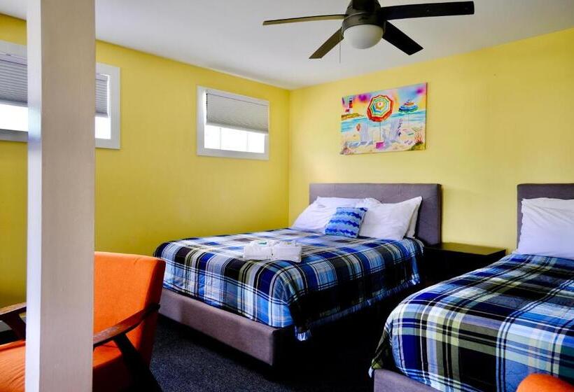 فندق على الطريق Dock House Inn