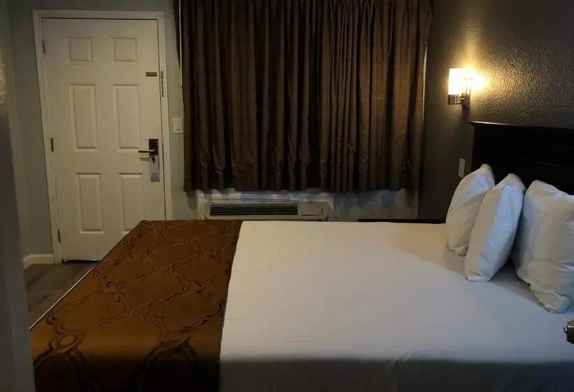 Motelli Relax Inn