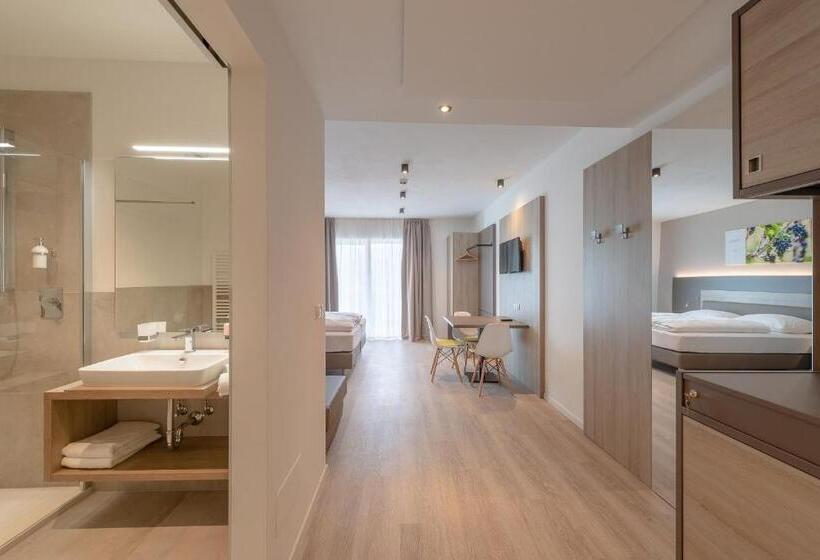 فندق Vineus Tramin