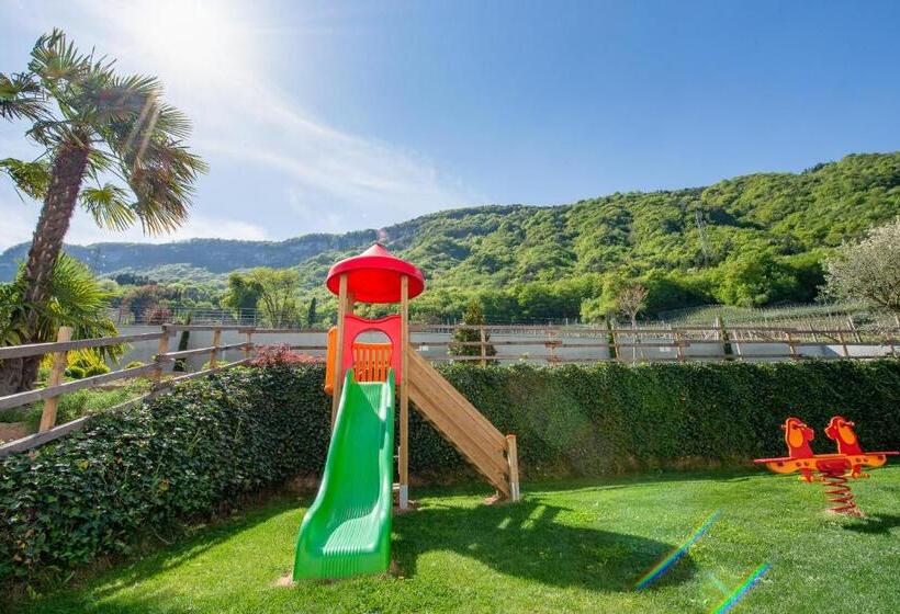 فندق Vineus Tramin