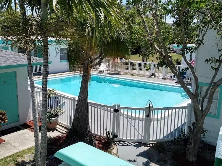 Swashbuckler Motel