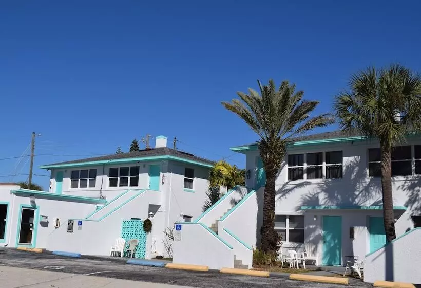 Swashbuckler Motel