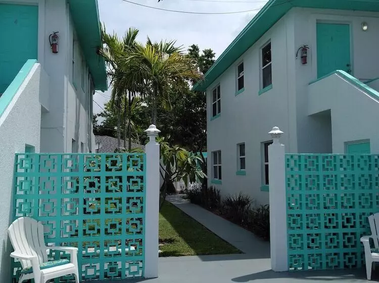 Swashbuckler Motel