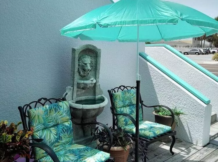 Swashbuckler Motel