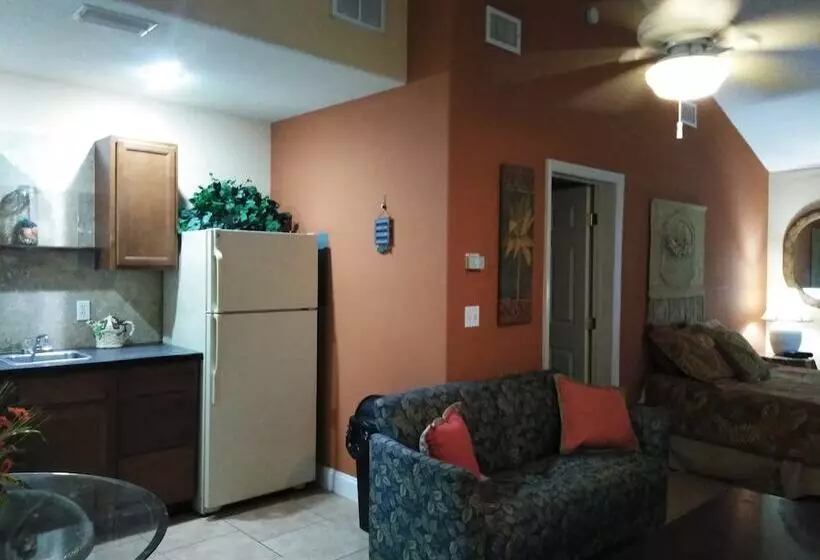 Swashbuckler Motel
