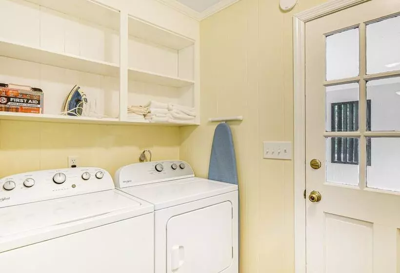 Fire Pit & Views: Campobello Rural Retreat