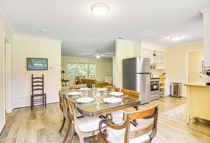 Fire Pit & Views: Campobello Rural Retreat