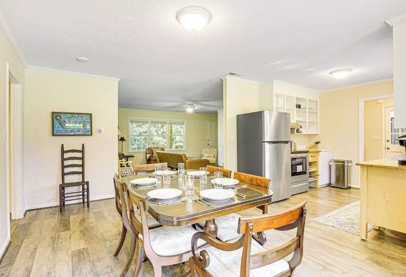 Fire Pit & Views: Campobello Rural Retreat