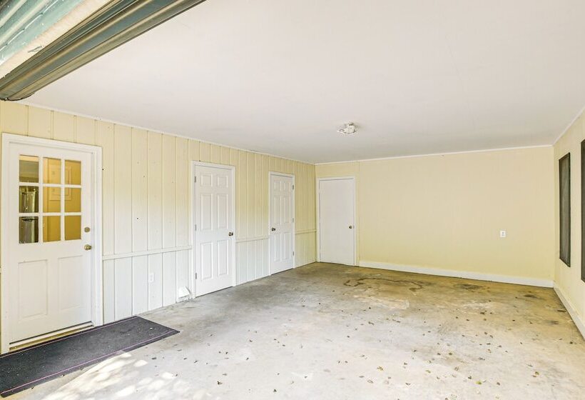 Fire Pit & Views: Campobello Rural Retreat