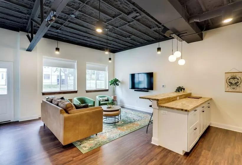 Modern Harrisonburg Home   2 Mi To Jmu!