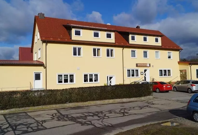 Majatalo Gasthaus & Metzgerei Besenhardt