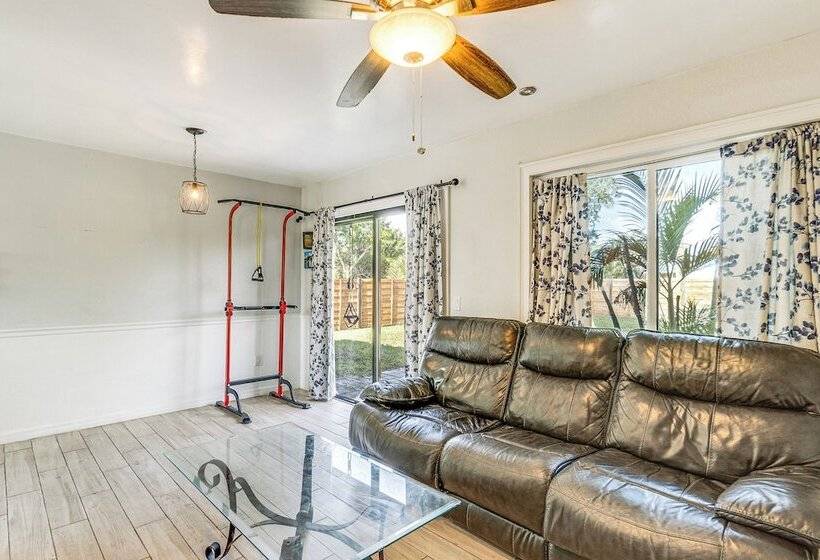5 Mi To Beach: Pet Friendly Port Charlotte Home