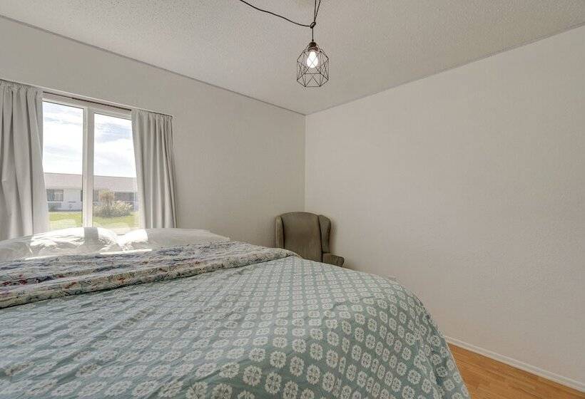 5 Mi To Beach: Pet Friendly Port Charlotte Home