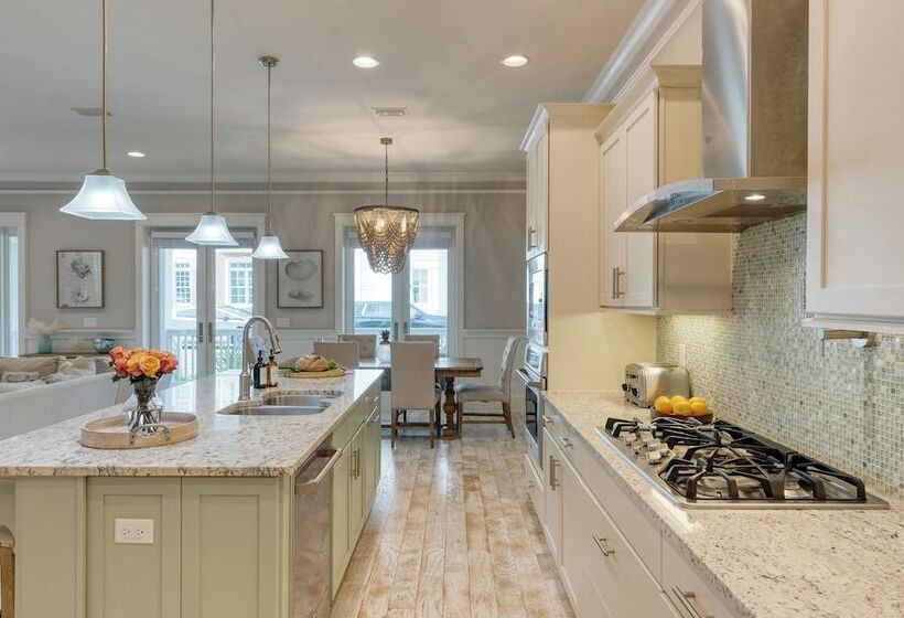 Shine On The Shore By Avantstay Pool + Golf Cart