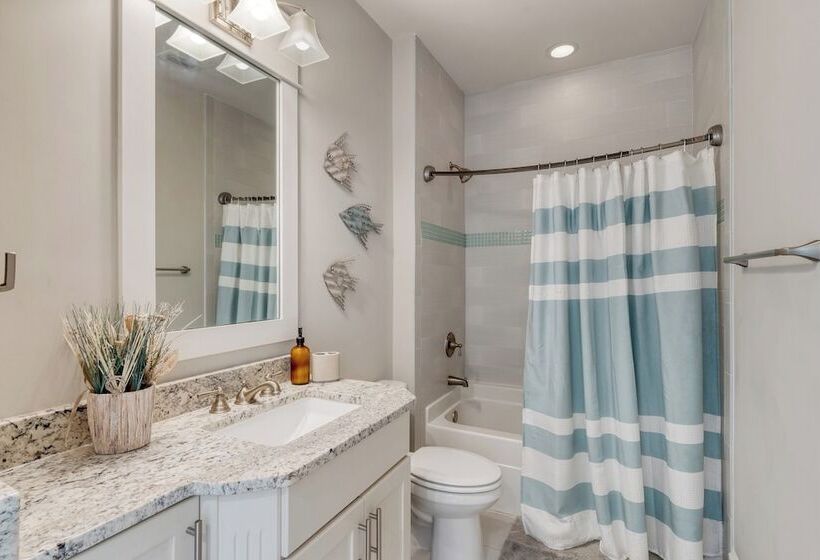 Shine On The Shore By Avantstay Pool + Golf Cart