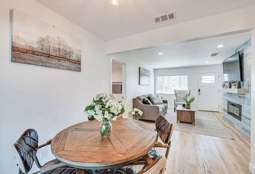 Chic Chula Vista Home: 10 Mi To Downtown San Diego