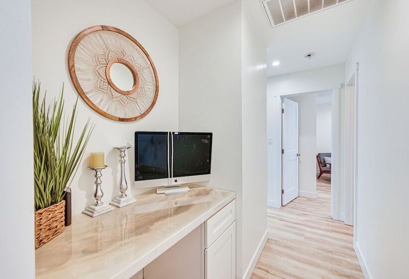 Chic Chula Vista Home: 10 Mi To Downtown San Diego