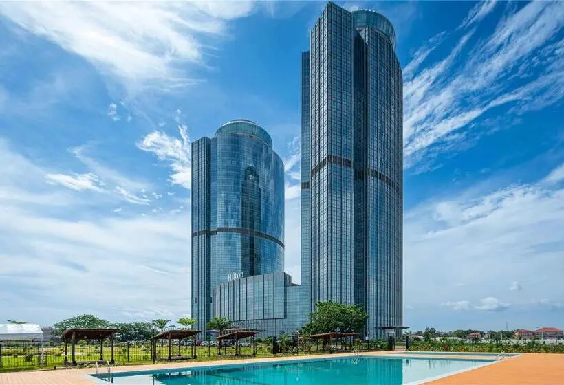 Hilton Brazzaville Les Tours Jumelles Hotel & Residences