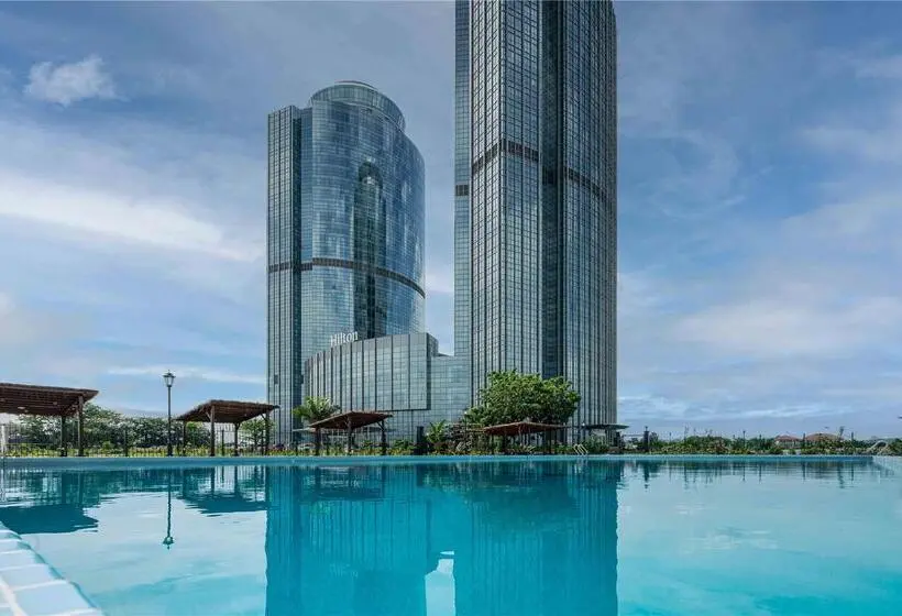 Hilton Brazzaville Les Tours Jumelles Hotel & Residences