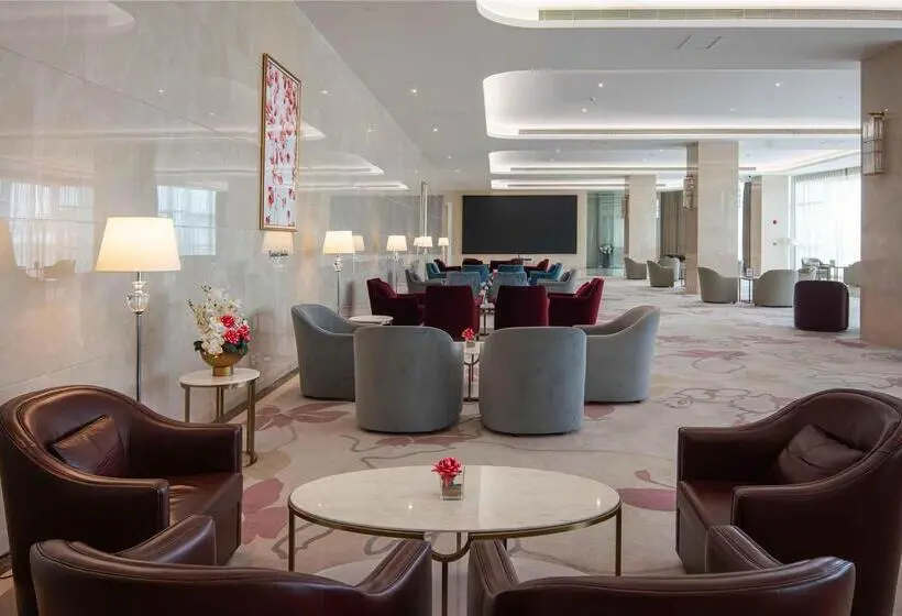 Hilton Brazzaville Les Tours Jumelles Hotel & Residences