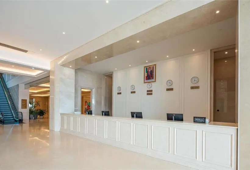 Hilton Brazzaville Les Tours Jumelles Hotel & Residences