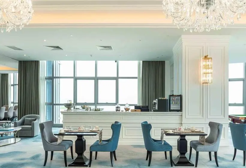 Hilton Brazzaville Les Tours Jumelles Hotel & Residences