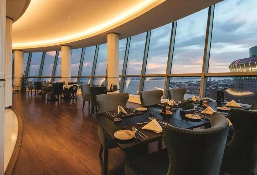 Hilton Brazzaville Les Tours Jumelles Hotel & Residences