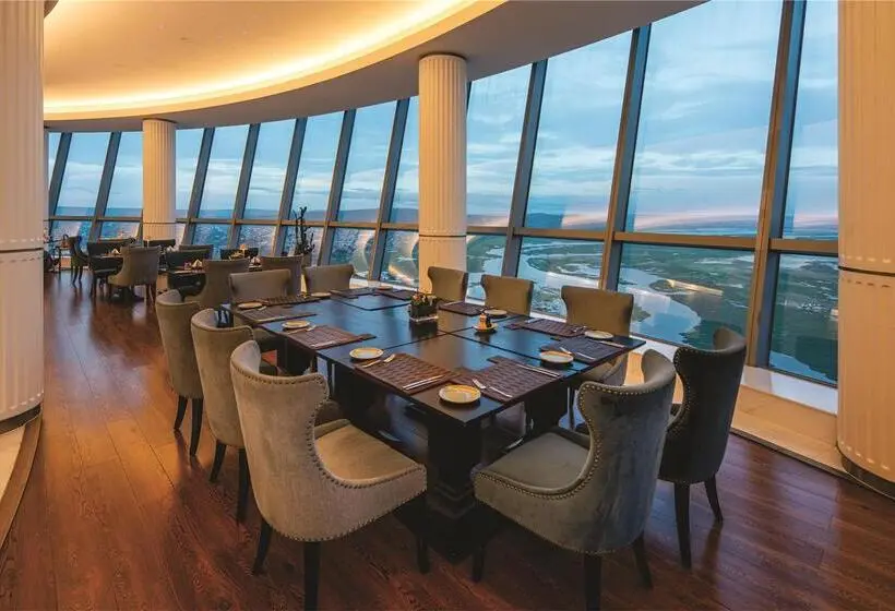 Hilton Brazzaville Les Tours Jumelles Hotel & Residences