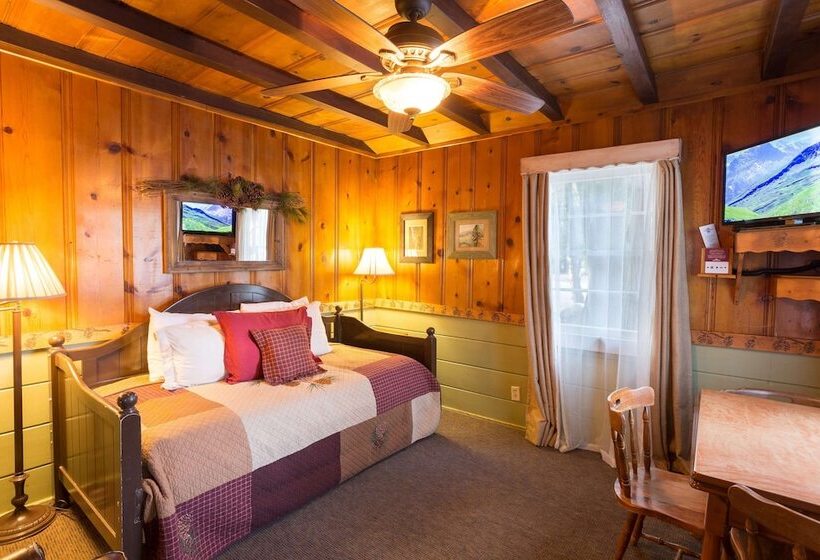 Отель Arrowhead Pine Rose Cabins