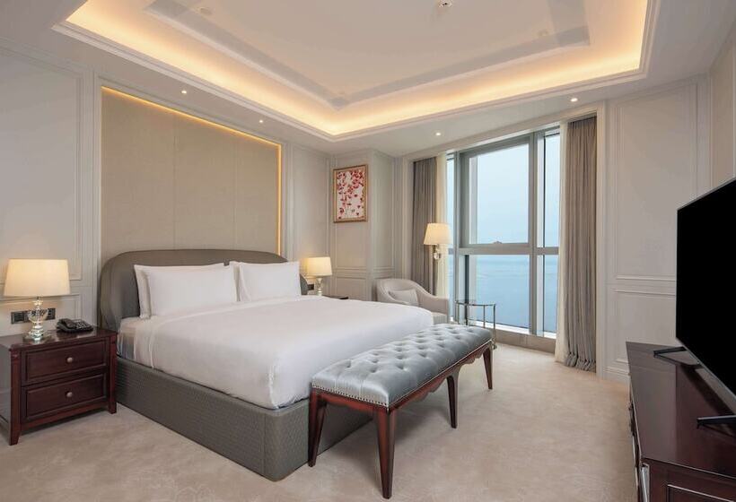 Hilton Brazzaville Les Tours Jumelles Hotel & Residences