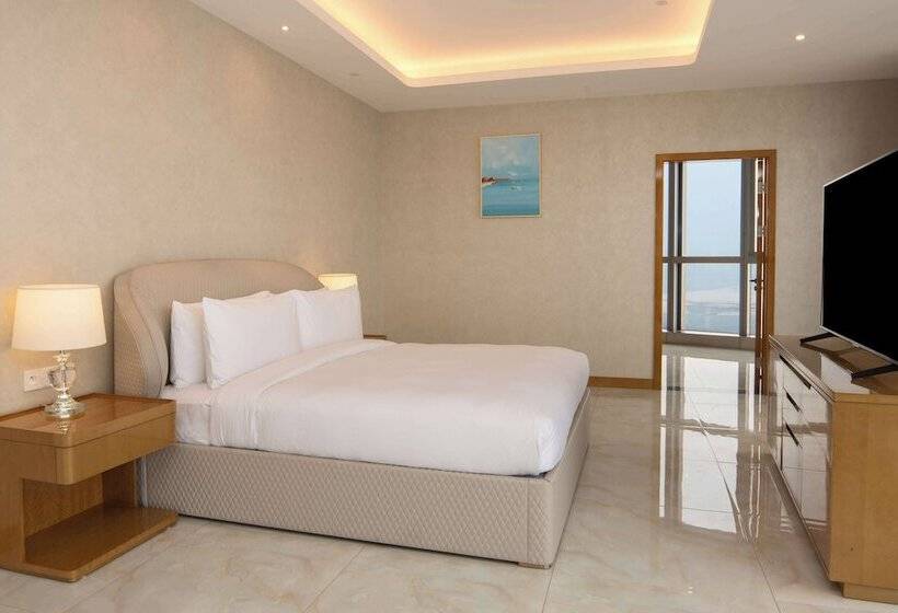 Hilton Brazzaville Les Tours Jumelles Hotel & Residences