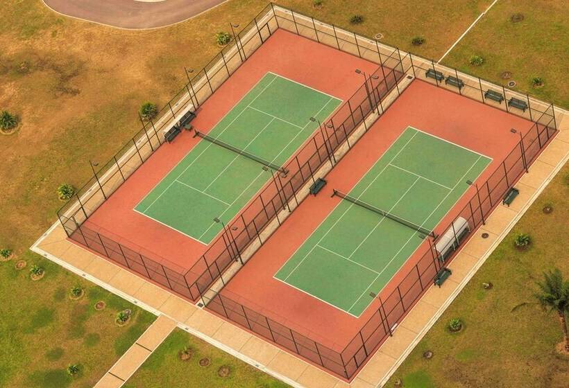 Hilton Brazzaville Les Tours Jumelles Hotel & Residences