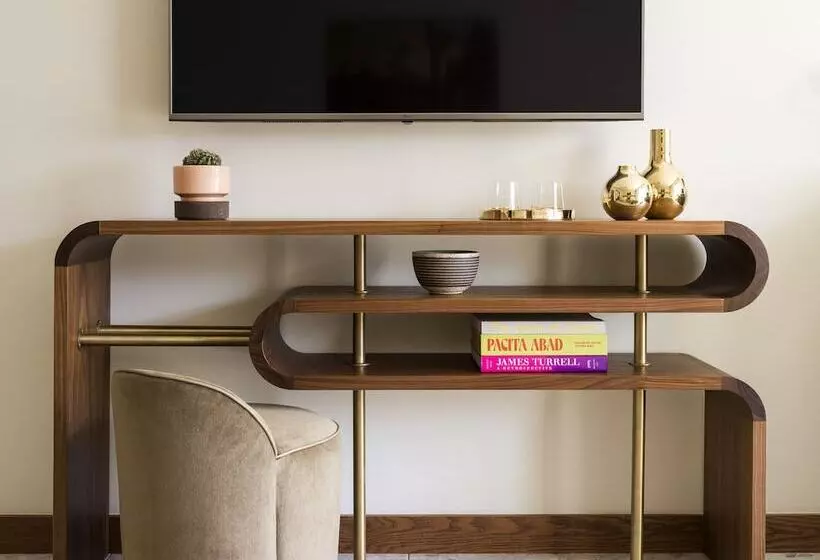 Hotelli Thompson Palm Springs, By Hyatt