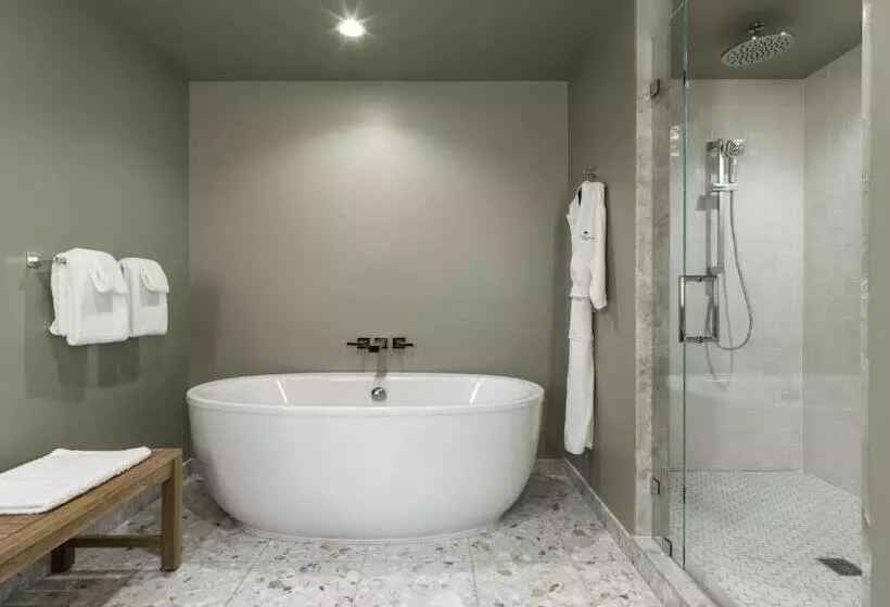 Hotelli Thompson Palm Springs, By Hyatt