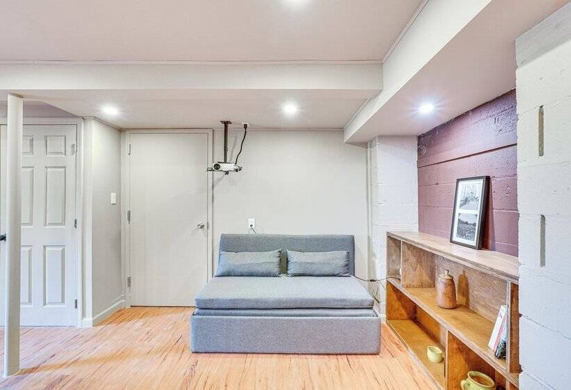 Game Room & Yard: Mid Century Modern Kingston Home