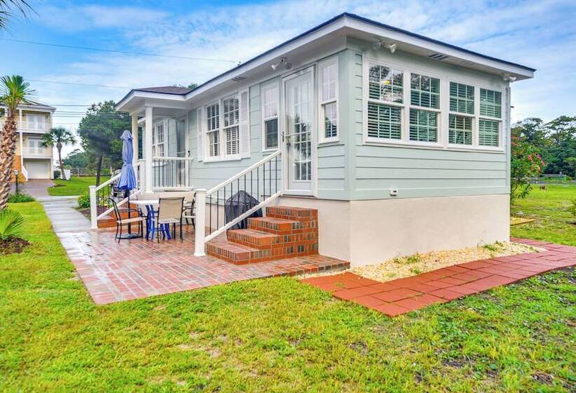 Walk To Ocean: Pearl Cottage In Atlantic Beach