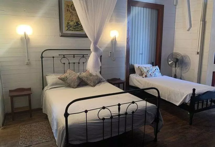 ペンション Bs & Hostal Luz Del Norte