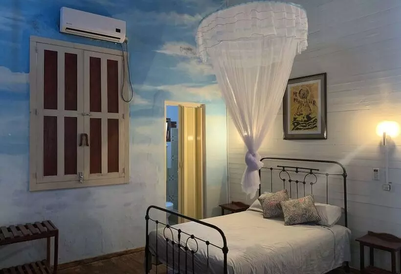 ペンション Bs & Hostal Luz Del Norte