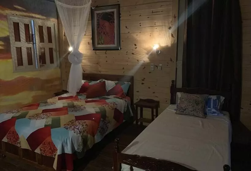 ペンション Bs & Hostal Luz Del Norte