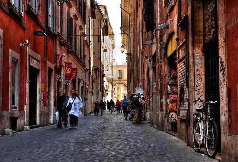 پانسیون G House Pettinari