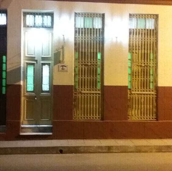 پانسیون Hostal Colon 271