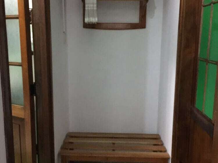 پانسیون Hostal El Zafiro