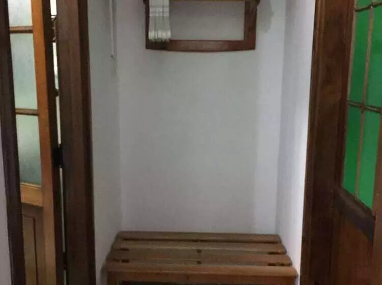 پانسیون Hostal El Zafiro