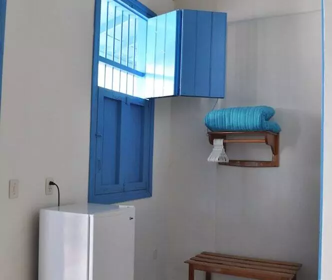 پانسیون Hostal El Zafiro