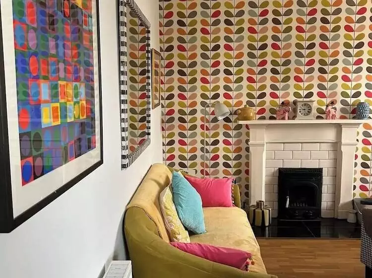 اقامتگاه Unique House In An Idyllic Situation On A Beach