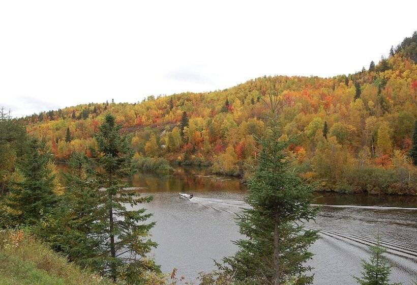 渡假胜地 Domaine Le Bostonnais