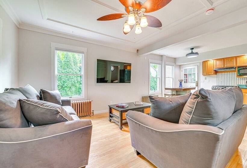 Saratoga Springs Home W/ Hot Tub: Walk To Downtown