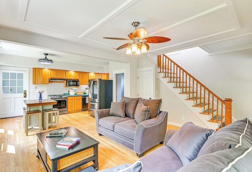 Saratoga Springs Home W/ Hot Tub: Walk To Downtown