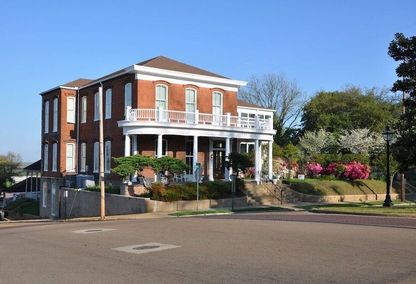 مبيت وإفطار Bazsinsky House